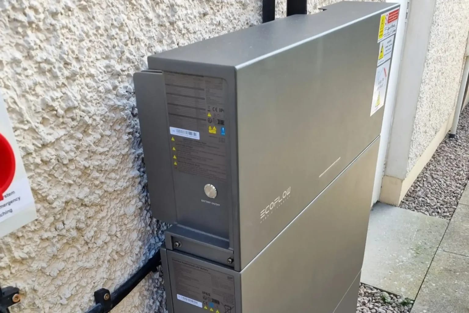 250 kW / 500 kWh peak-shaving battery at a Midlands manufacturer